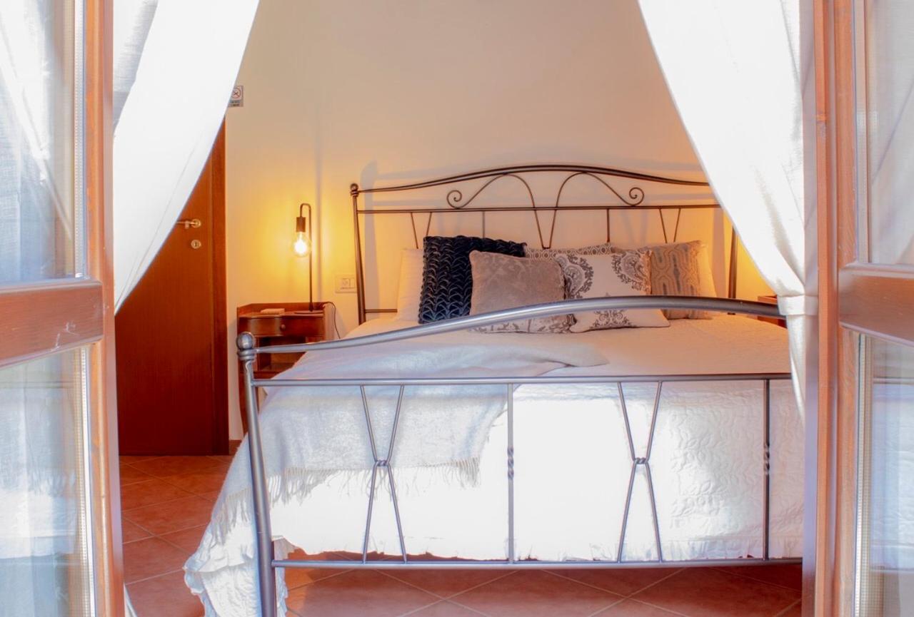 Il Monastero Apartment Castelletto sopra Ticino Ngoại thất bức ảnh